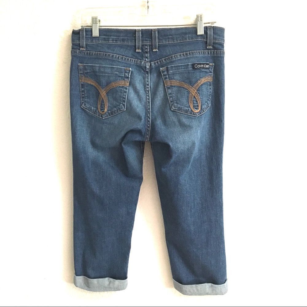 Calvin Klein cropped cuffed jeans 28‎